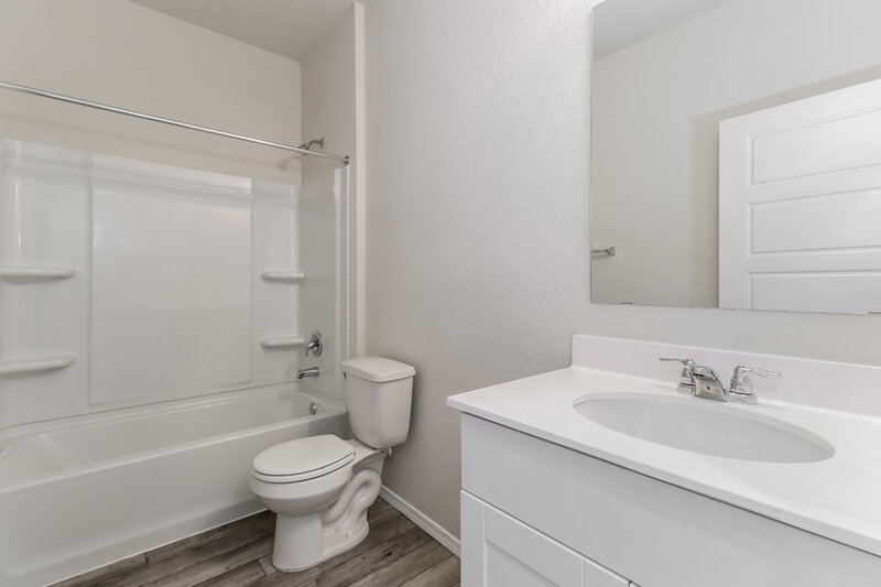 1,660/Mo, 119 Rosetta Rd Maxwell, TX 78656 Bathroom View