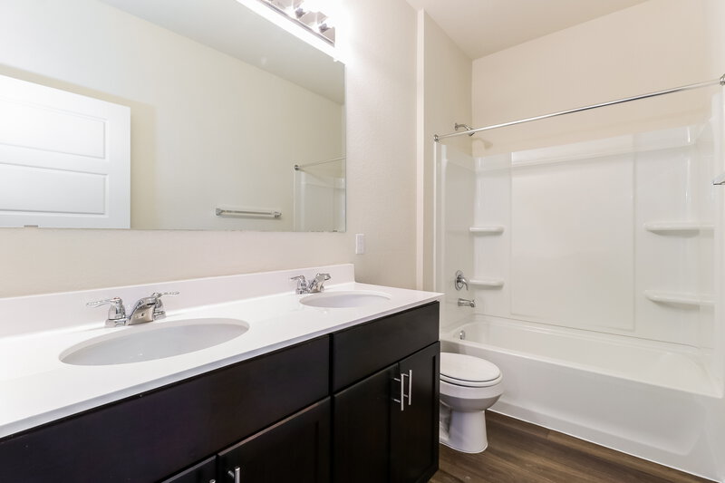 1,795/Mo, 105 Rosetta Rd Maxwell, TX 78656 Bathroom View