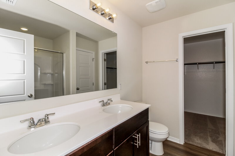 1,795/Mo, 110 Rosetta Rd Maxwell, TX 78656 Main Bathroom View