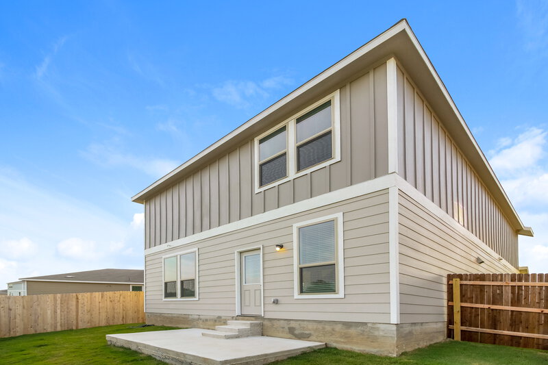 1,795/Mo, 110 Rosetta Rd Maxwell, TX 78656 Rear View