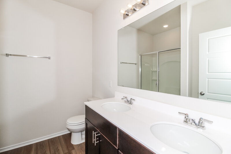 1,755/Mo, 126 Rosetta Rd Maxwell, TX 78656 Bathroom View