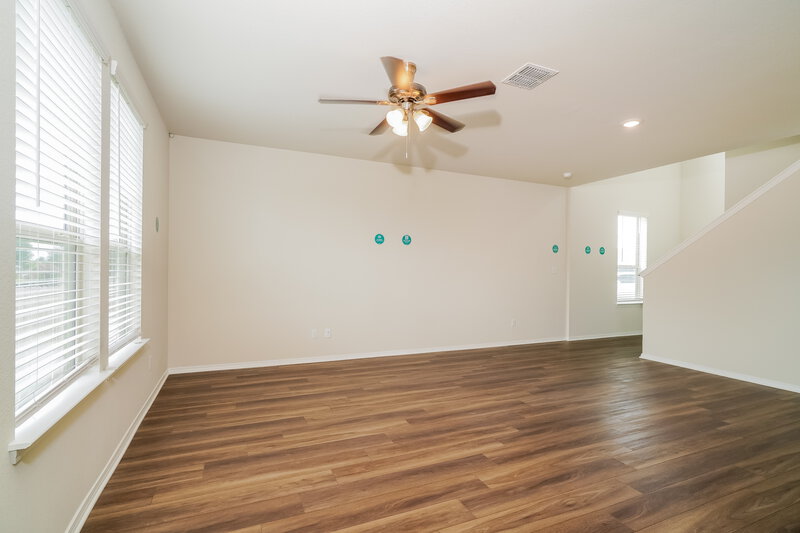 2,640/Mo, 164 Rosetta Rd Maxwell, TX 78656 Living Room View