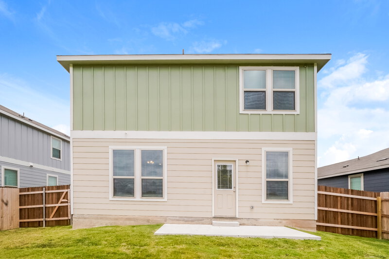 2,640/Mo, 164 Rosetta Rd Maxwell, TX 78656 Rear View