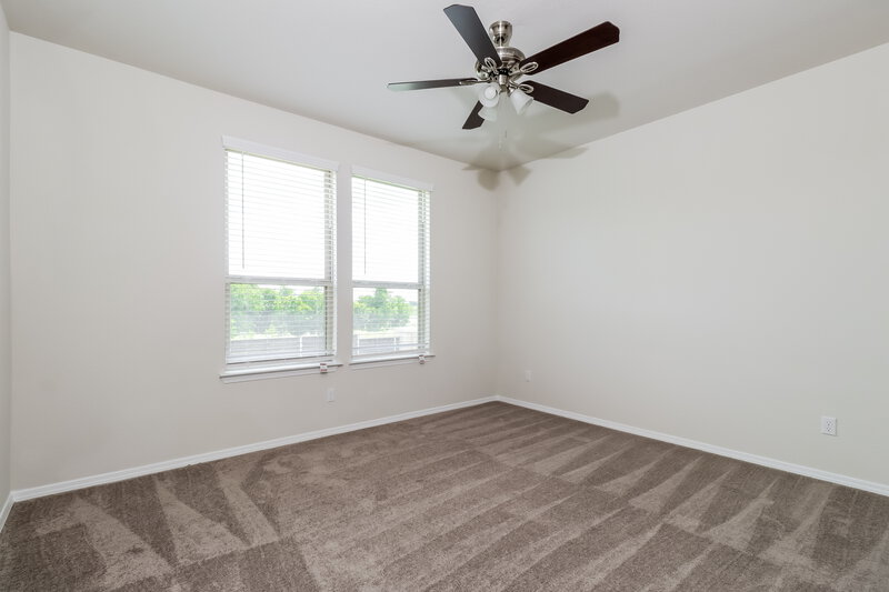 2,600/Mo, 200 Rosetta Rd Maxwell, TX 78656 Main Bedroom View