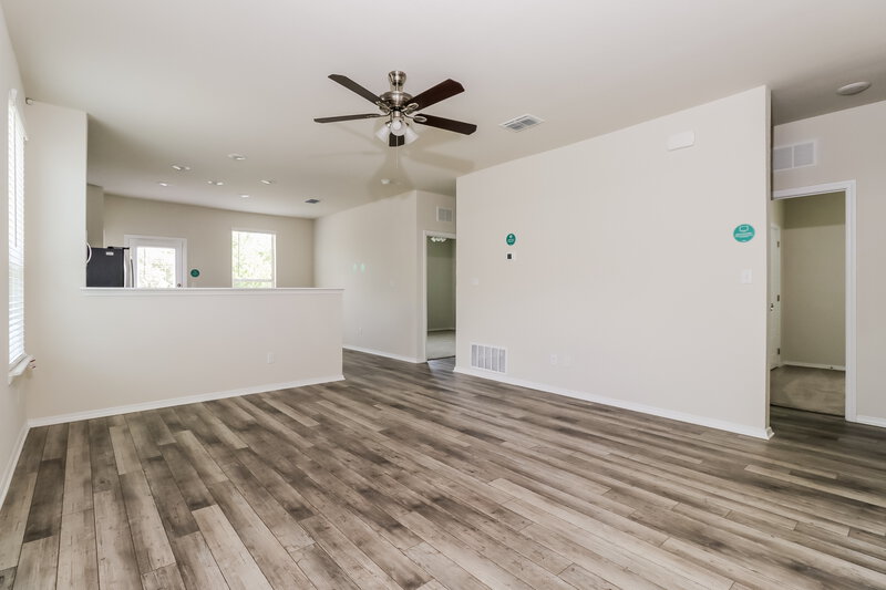1,785/Mo, 214 Rosetta Rd Maxwell, TX 78656 Living Room View