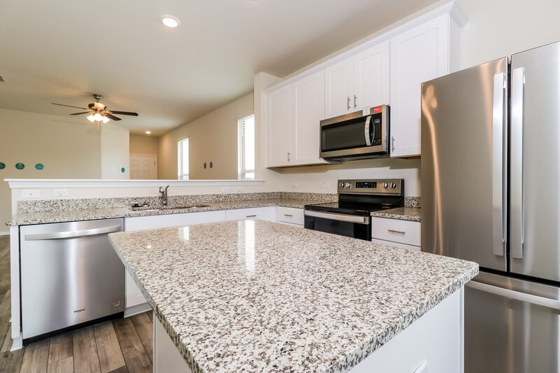 1,595/Mo, 274 Rosetta Rd Maxwell, TX 78656 Kitchen View 2