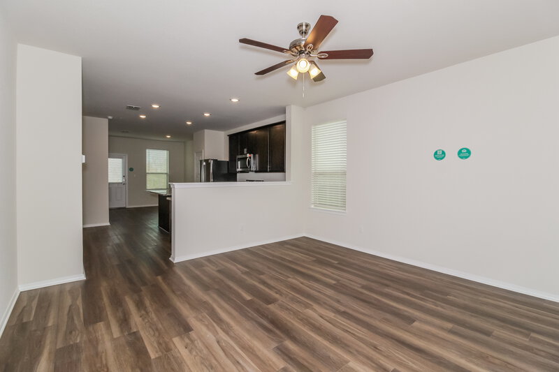 1,985/Mo, 290 Rosetta Rd Maxwell, TX 78656 Living Room View 2