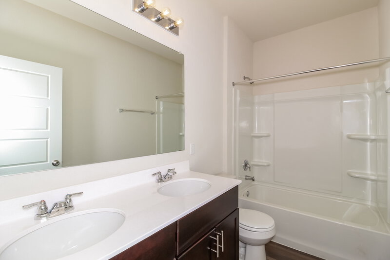 1,985/Mo, 290 Rosetta Rd Maxwell, TX 78656 Bathroom View