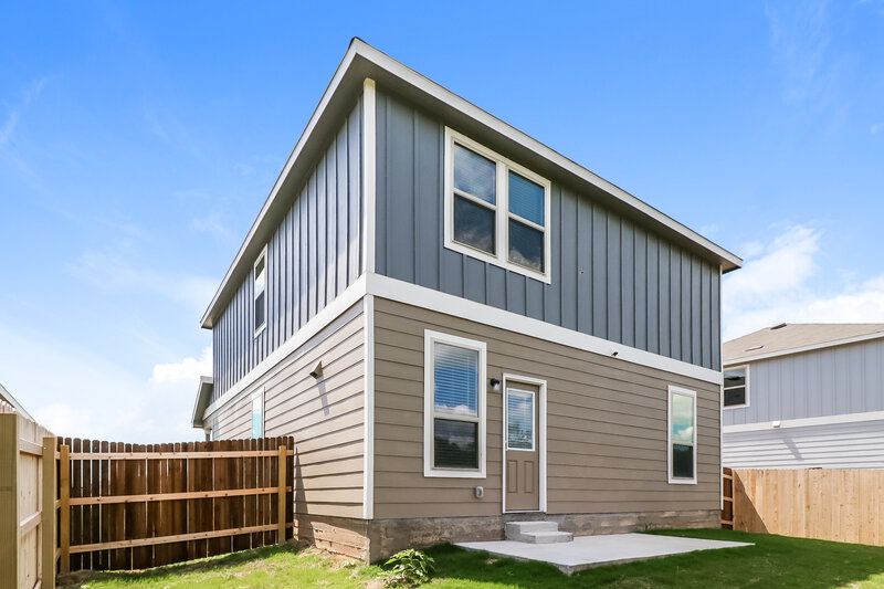 2,215/Mo, 300 Rosetta Rd Maxwell, TX 78656 Rear View