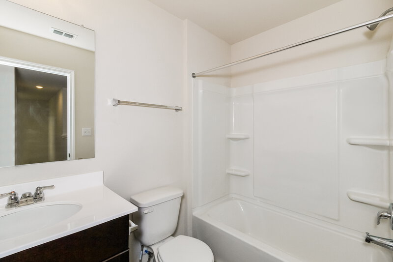 2,240/Mo, 308 Rosetta Rd Maxwell, TX 78656 Bathroom View