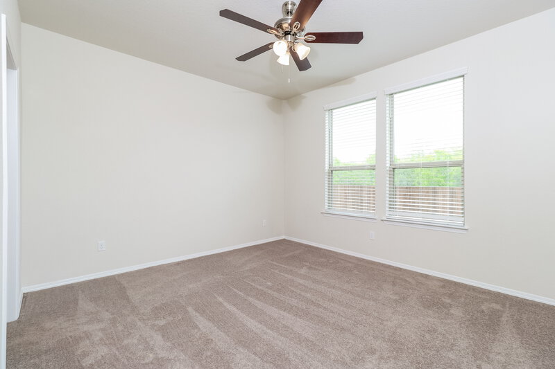 1,940/Mo, 316 Rosetta Rd Maxwell, TX 78656 Main Bedroom View