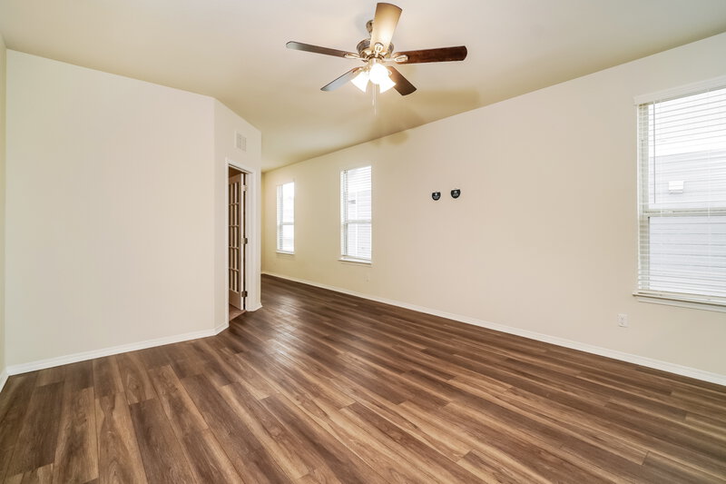 1,735/Mo, 301 Rosetta Rd Maxwell, TX 78656 Living Room View