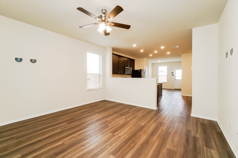 1,735/Mo, 148 Cobb Branch Dr Maxwell, TX 78656 Living Room View 2