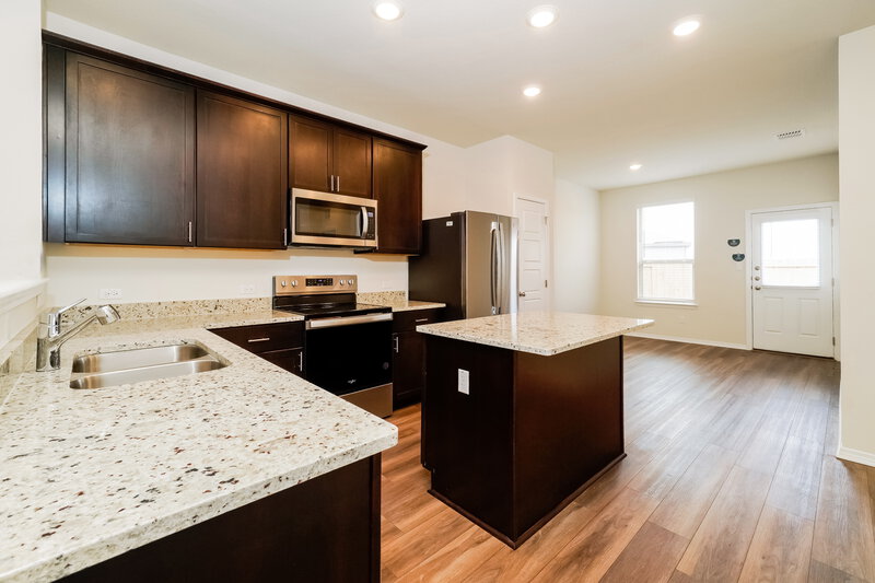 1,735/Mo, 148 Cobb Branch Dr Maxwell, TX 78656 Kitchen View 2