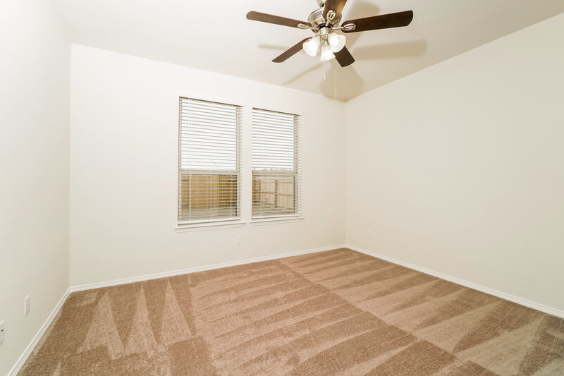 1,735/Mo, 148 Cobb Branch Dr Maxwell, TX 78656 Main Bedroom View
