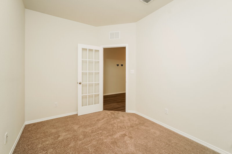 1,735/Mo, 148 Cobb Branch Dr Maxwell, TX 78656 Bedroom View