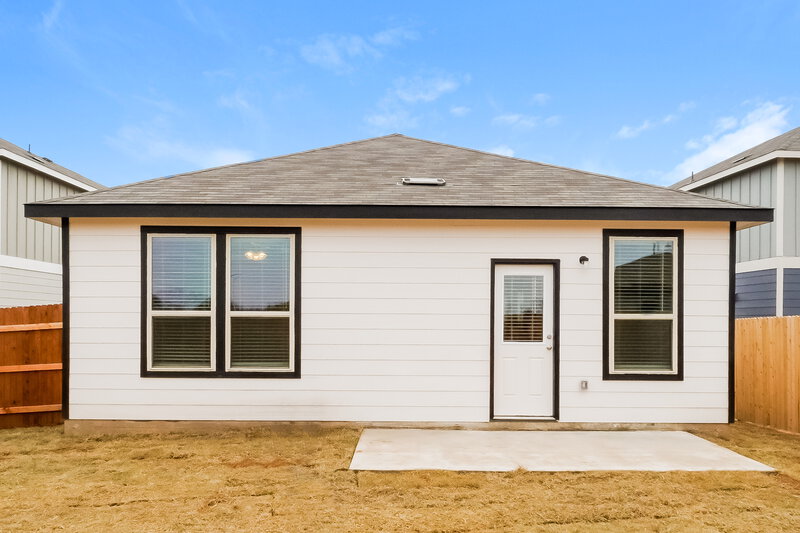 1,735/Mo, 148 Cobb Branch Dr Maxwell, TX 78656 Rear View