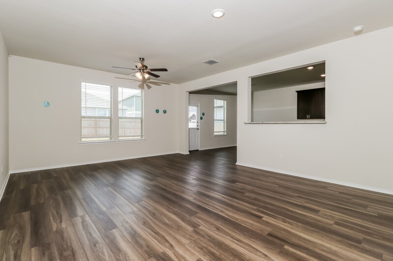 1,890/Mo, 158 Ellwood Rd Maxwell, TX 78656 Living Room View