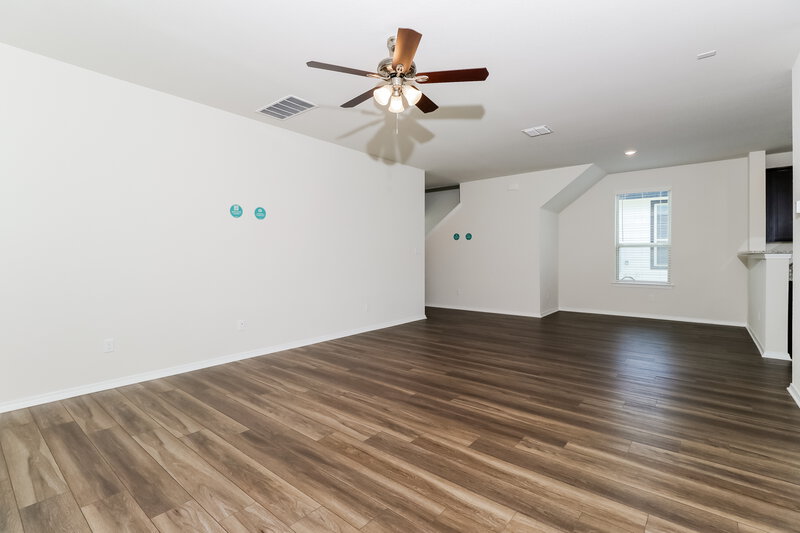 1,925/Mo, 144 Ellwood Rd Maxwell, TX 78656 Living Room View 2