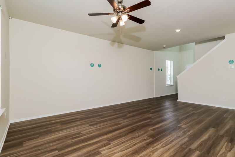 1,775/Mo, 116 Ellwood Rd Maxwell, TX 78656 Living Room View 2