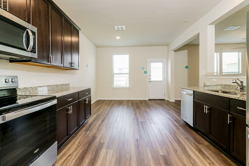 1,775/Mo, 116 Ellwood Rd Maxwell, TX 78656 Kitchen View