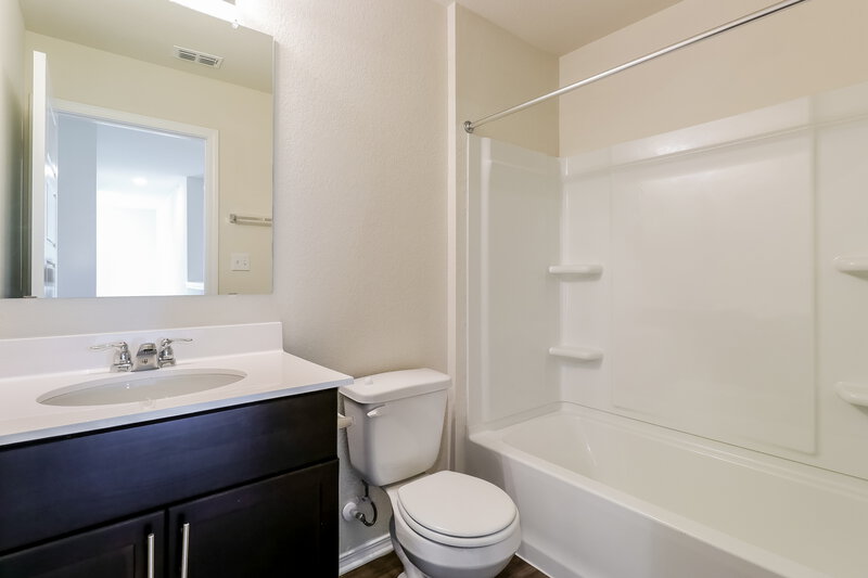 1,775/Mo, 116 Ellwood Rd Maxwell, TX 78656 Bathroom View