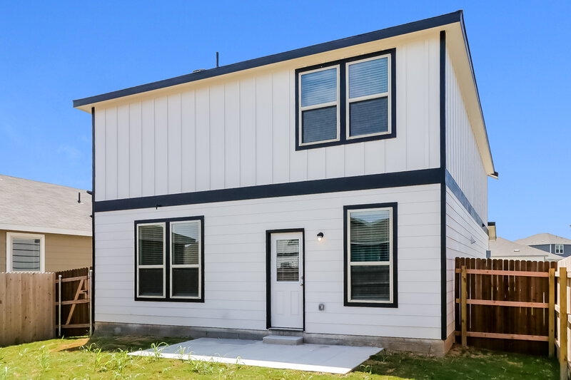 1,775/Mo, 116 Ellwood Rd Maxwell, TX 78656 Rear View
