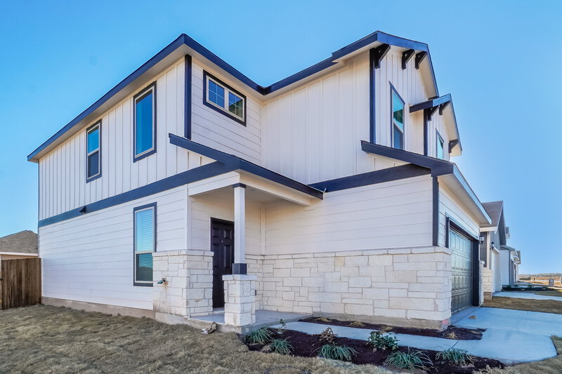 1,760/Mo, 109 Cobb Branch Dr Maxwell, TX 78656 Front View