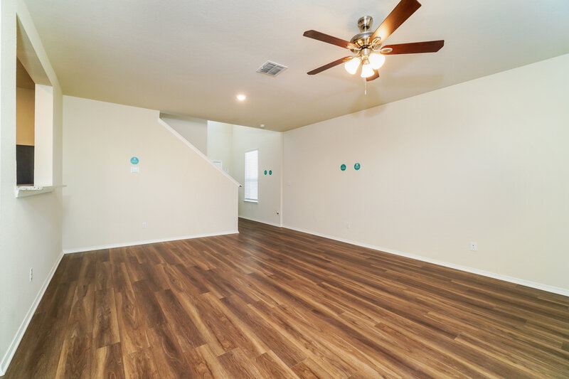 1,760/Mo, 109 Cobb Branch Dr Maxwell, TX 78656 Living Room View