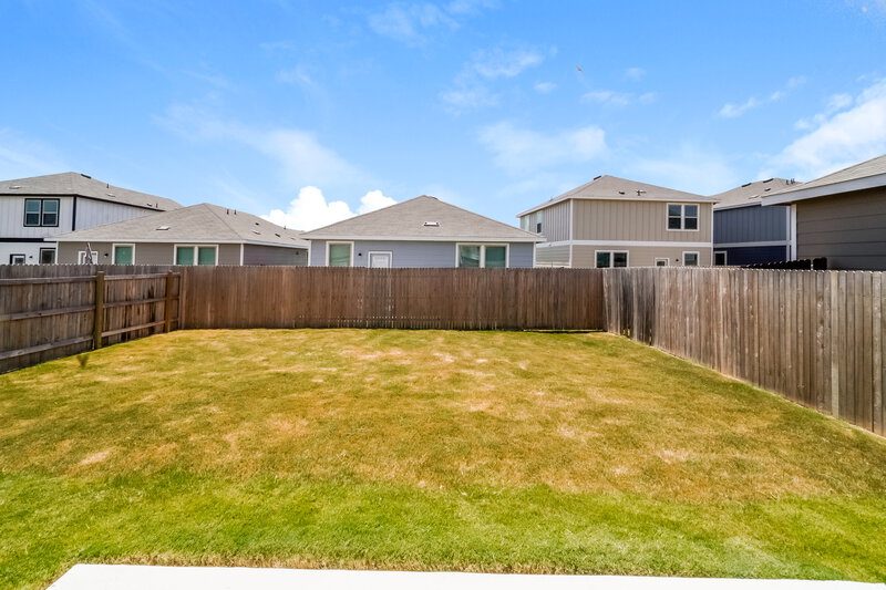 1,840/Mo, 131 Cobb Branch Dr Maxwell, TX 78656 Rear View