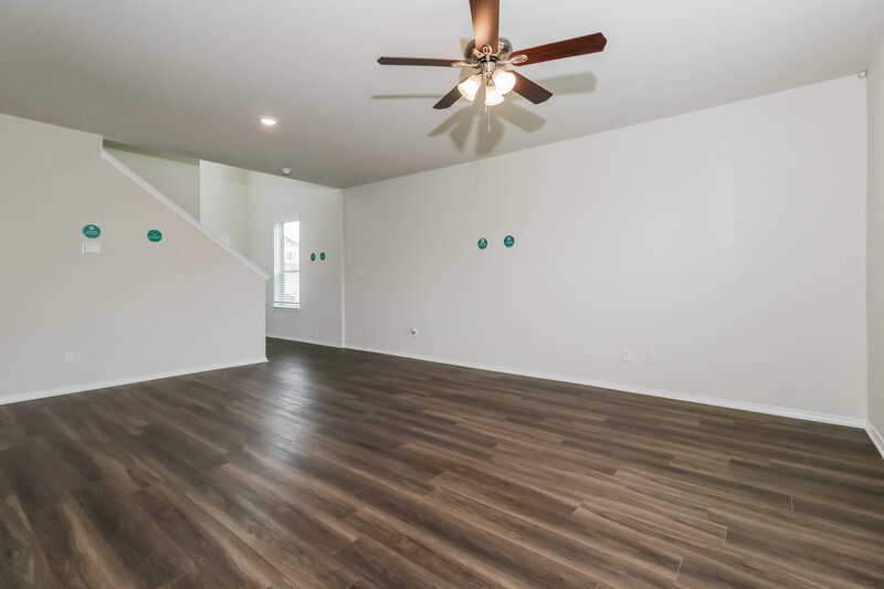 1,775/Mo, 157 Cobb Branch Dr Maxwell, TX 78656 Living Room View 2