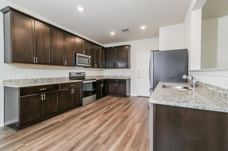 1,775/Mo, 157 Cobb Branch Dr Maxwell, TX 78656 Kitchen View