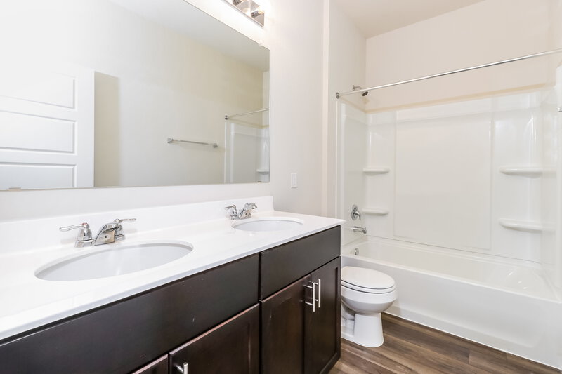 1,795/Mo, 177 Cobb Branch Dr Maxwell, TX 78656 Bathroom View
