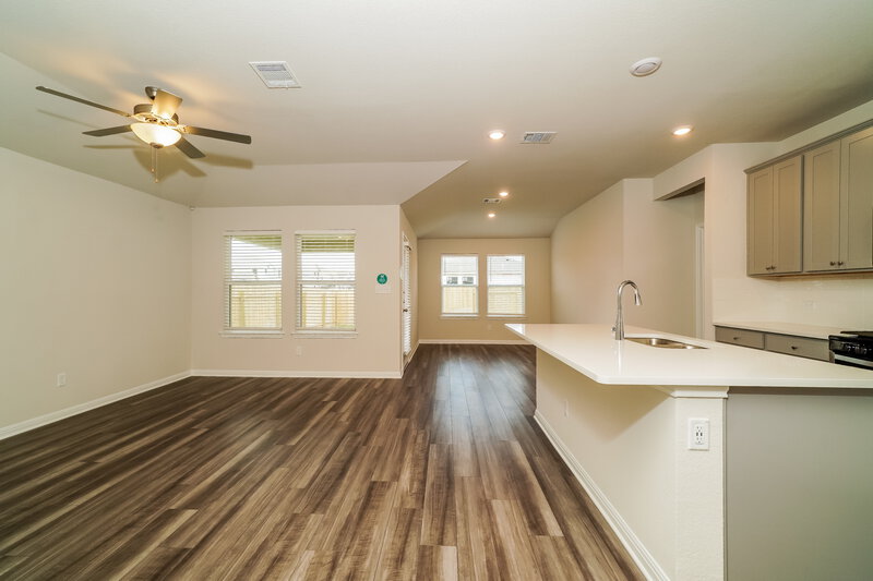 2,150/Mo, 2800 Turpin Trl Round Rock, TX 78665 Living Room View
