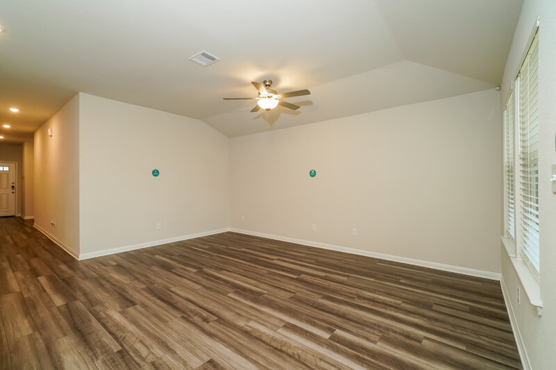 2,150/Mo, 2800 Turpin Trl Round Rock, TX 78665 Living Room View 3