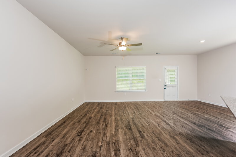 1,785/Mo, 4577 Morgan Dr Pinson, AL 35126 Living Room View