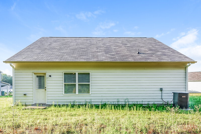 1,785/Mo, 4577 Morgan Dr Pinson, AL 35126 Rear View