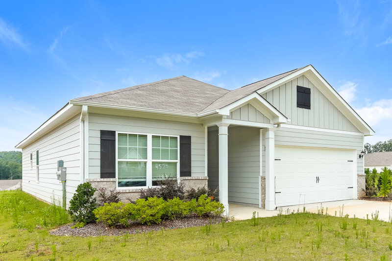 1,690/Mo, 4574 Morgan Dr Pinson, AL 35126 Front View