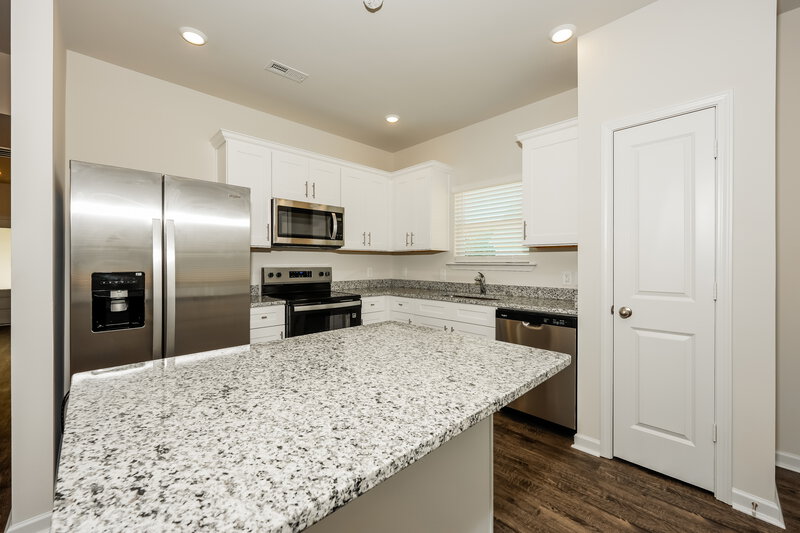 1,595/Mo, 4552 Morgan Dr Pinson, AL 35126 Kitchen View
