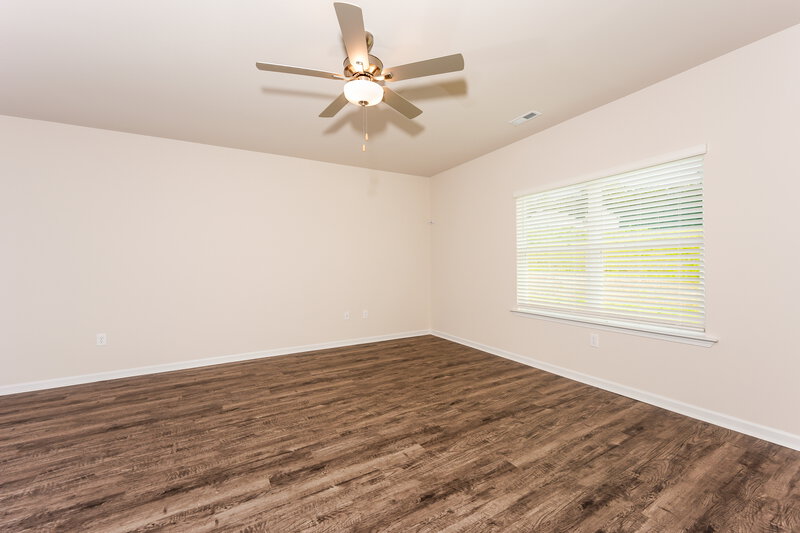 1,705/Mo, 4524 Morgan Dr Pinson, AL 35126 Living Room View 2