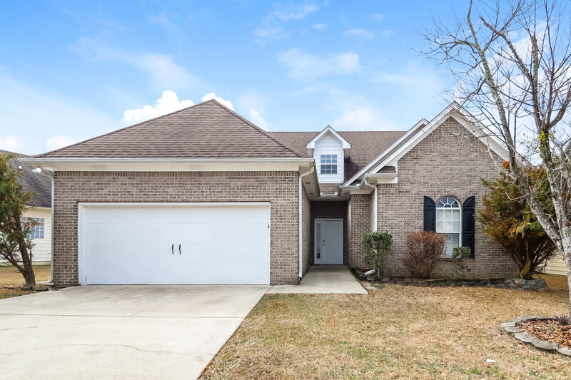 1,700/Mo, 708 Waterford Ln Calera, AL 35040 External View