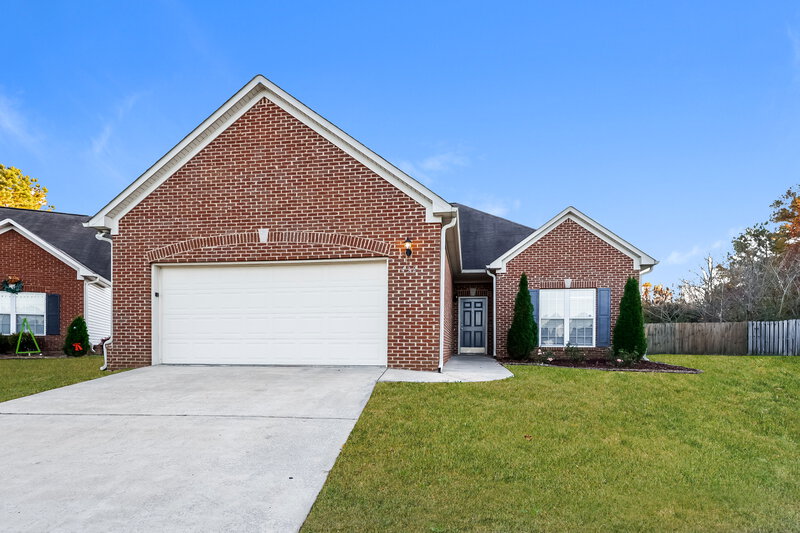 1,540/Mo, 4326 Canterbury St Mount Olive, AL 35117 Front View