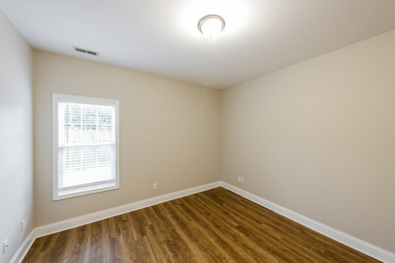 1,540/Mo, 4326 Canterbury St Mount Olive, AL 35117 Bedroom View 3