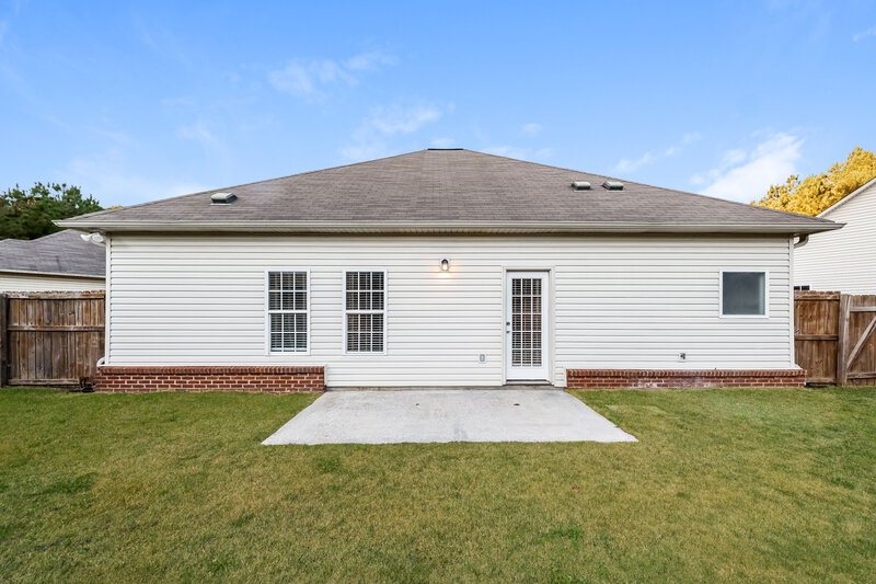 1,540/Mo, 4326 Canterbury St Mount Olive, AL 35117 Rear View 2