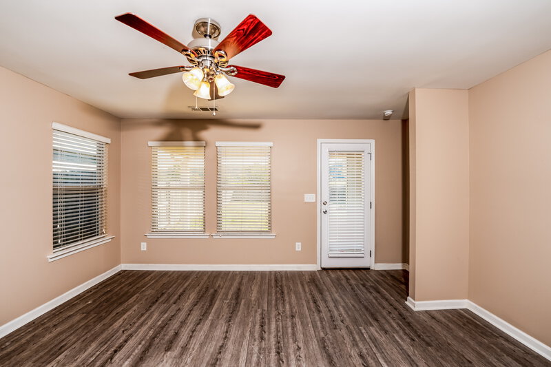 1,855/Mo, 275 Morning Mist Ln Odenville, AL 35120 Living Room View