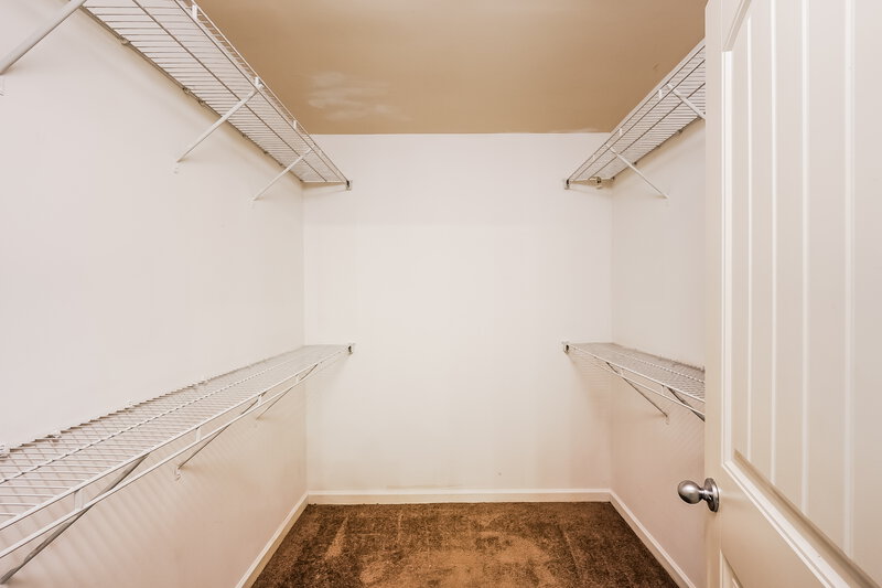 1,855/Mo, 275 Morning Mist Ln Odenville, AL 35120 Walk In Closet View