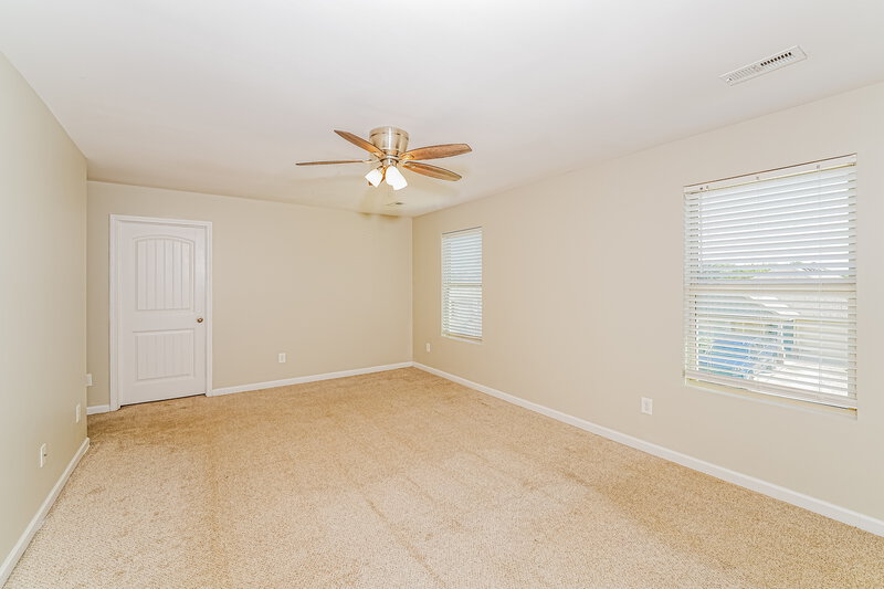 1,810/Mo, 9340 Hoffman Pl Warrior, AL 35180 Main Bedroom View 2