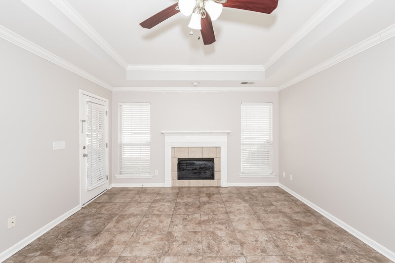 1,565/Mo, 4208 Fieldstone Way Birmingham, AL 35215 Living Room View