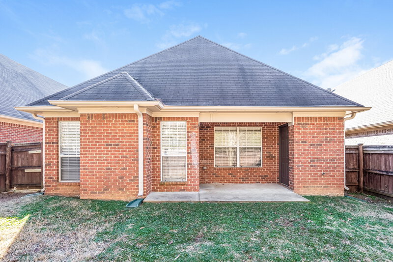 1,565/Mo, 4208 Fieldstone Way Birmingham, AL 35215 Rear View