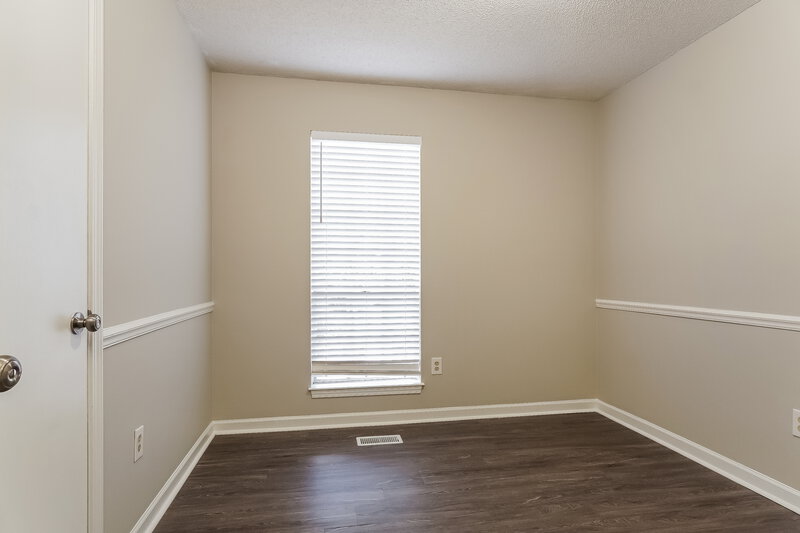 1,465/Mo, 1805 Forest Dr Birmingham, AL 35235 Bedroom View